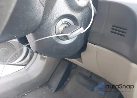 2010 Honda Civic Lx z USA, uszkodzony, nr VIN 2HGFA1F51AH574198